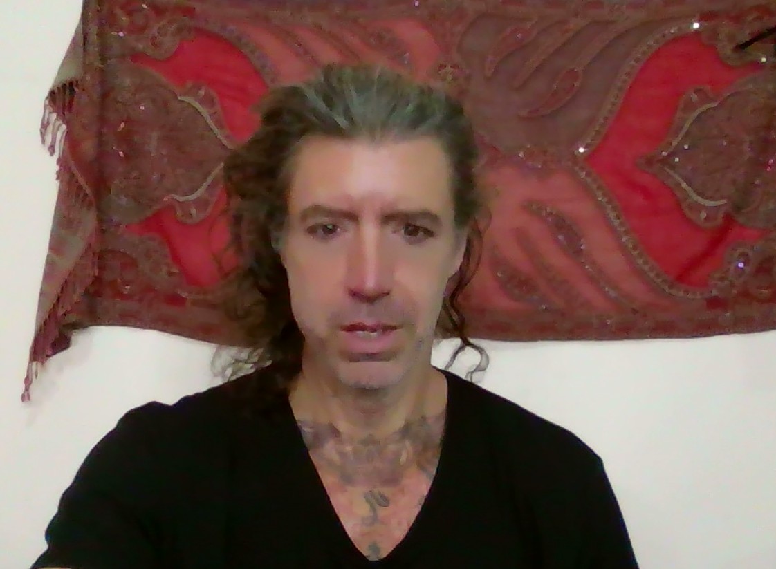 rion_lowres_glowing_eyes